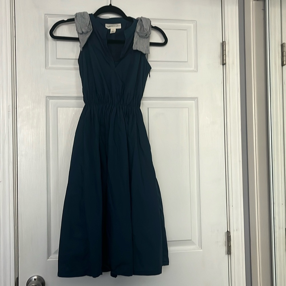 “Portrait of a Girl: Dress size 0”
